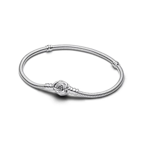 Pandora Βραχιόλι Ασημένιο Moments και κούμπωμα με ανθισμένο τριαντάφυλλο 593211C00