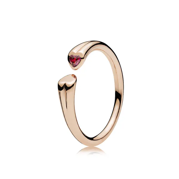 Pandora Δαχτυλίδι Επίχρυσο Με Καρδιά Μικρή Κόκκινη Ζιργκόν 186570CZR